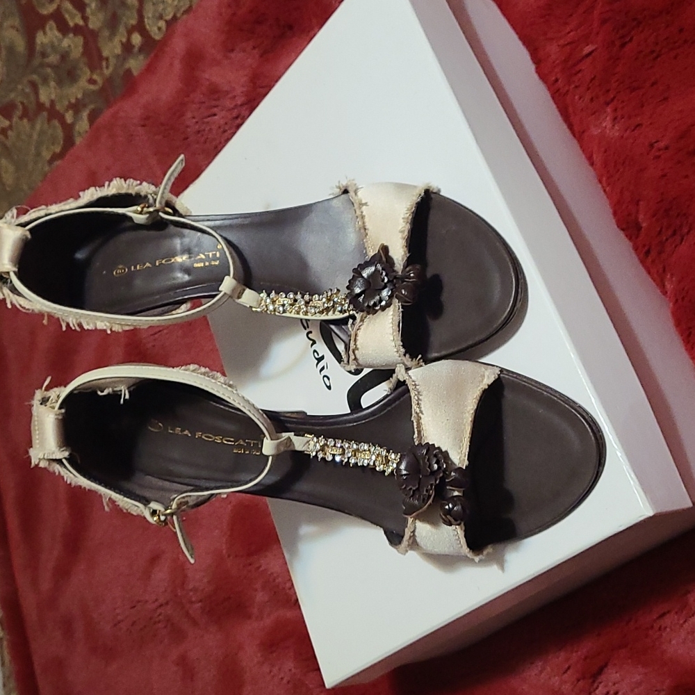 Beige and brown withe crystal stones lea foscati heels size 10